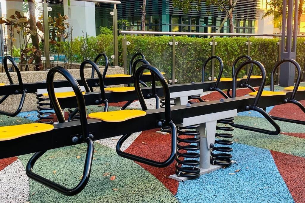 Apartment New Elegant & Cozy Greenfield Near Sunway 2-6pax *